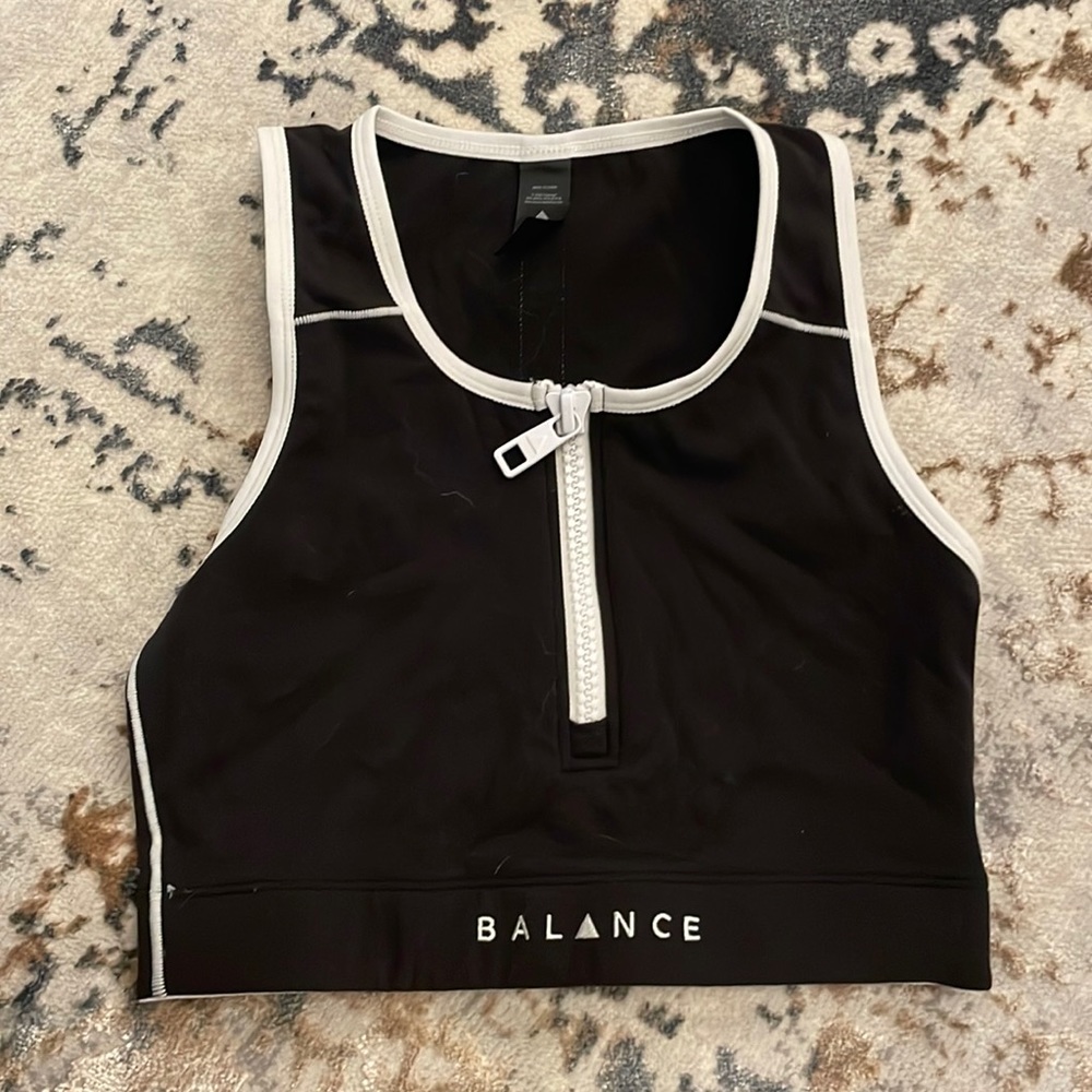 Balance Athletica Isotope Bra - Black
